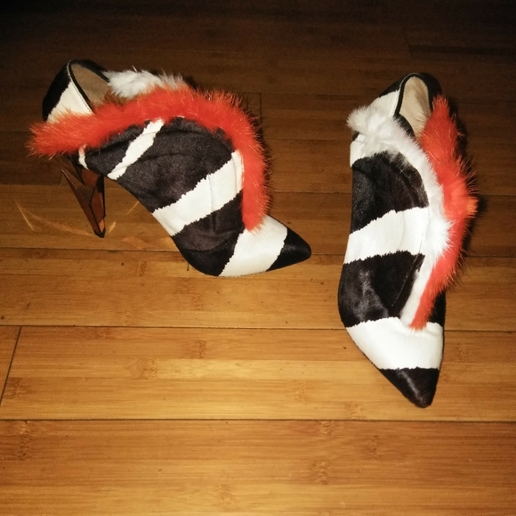 Fendi Shoes - 100%AUTHENTIC FENDI ZEBRA PRINT FUR BOOTIES SZ41